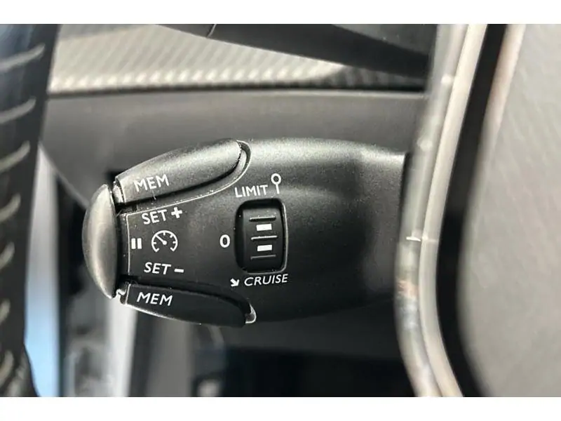 Occasion Peugeot 208 Active Pack - GPS - Carplay WHITE 17