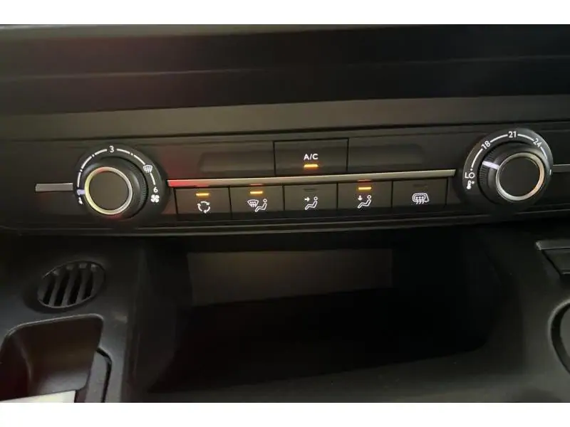 VEHICLE__CONDITION_SERVICE Peugeot Partner STANDARD BLACK 15