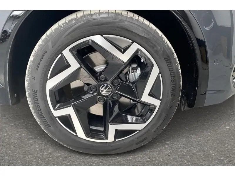 Occasion Volkswagen Tiguan R-Line* Caméra GPS GREY 22