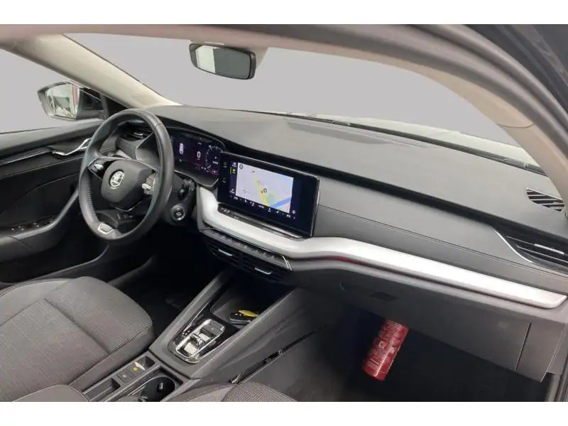 Occasie Skoda Octavia Ambition BLACK 2