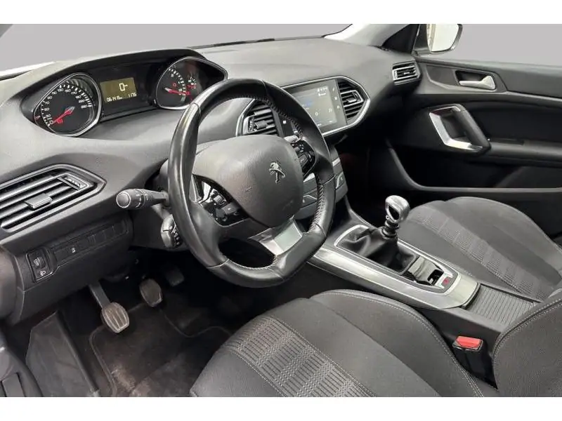 Occasion Peugeot 308 allure WHITE 9