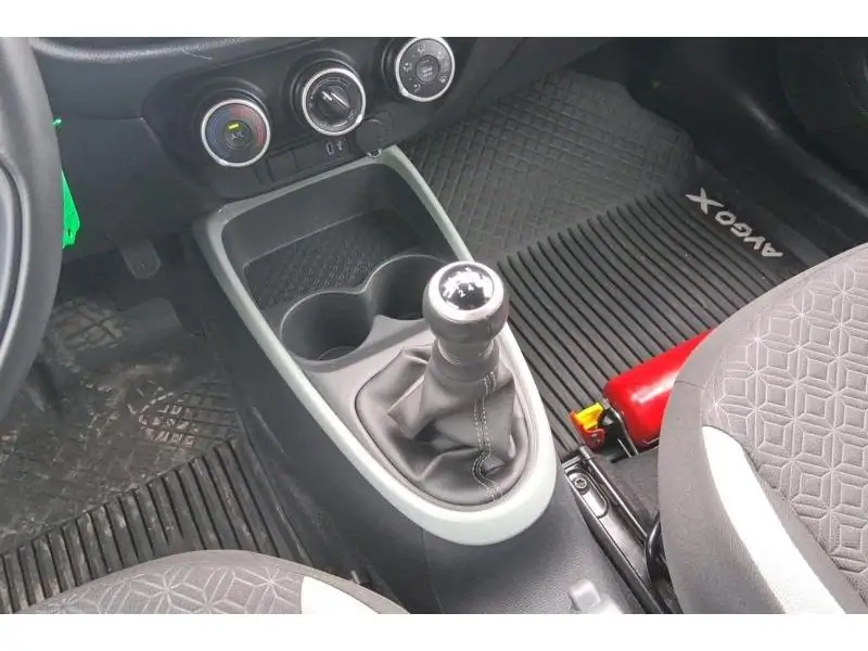 Occasion Toyota Aygo X GREY 16