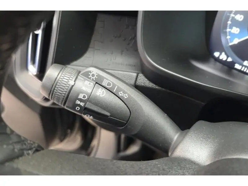 Occasion Volvo XC40 Momentum BLACK 19