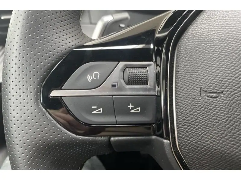 VEHICLE__CONDITION_SERVICE Peugeot 2008 GT GREY 21