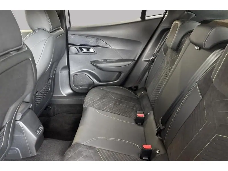 Occasion Peugeot 2008 gt GREY 18