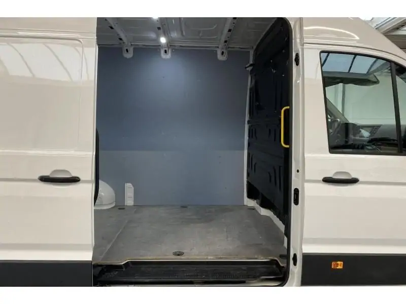 Occasion Volkswagen Crafter Fourgon WHITE 18