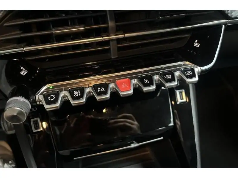 Occasion Peugeot 208 II & e- Allure BLUE 15