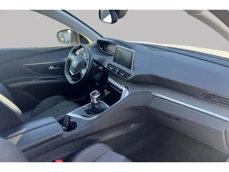 Occasion Peugeot 3008 II Allure WHITE 2