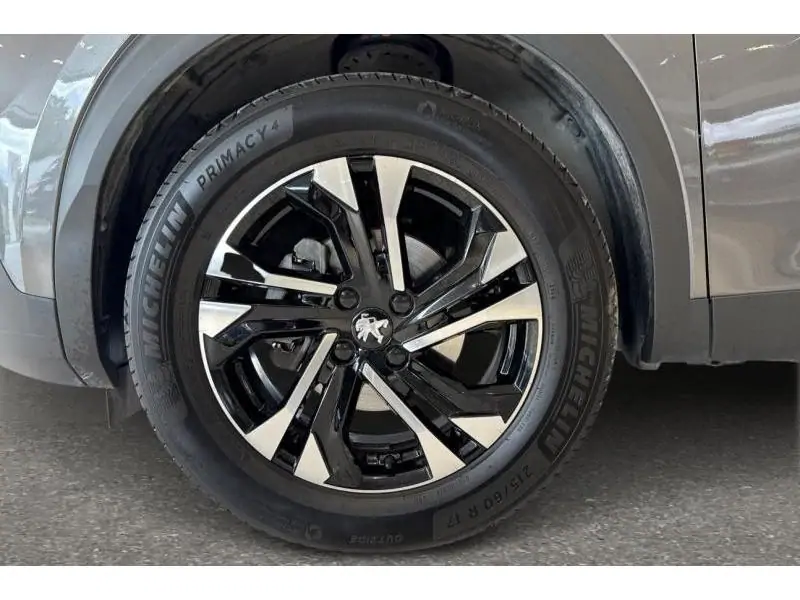 Occasion Peugeot 2008 Allure 1.2 benz 130 GREY 20