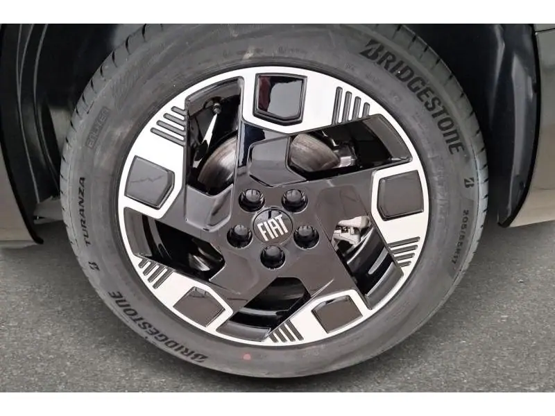 VEHICLE__CONDITION_SERVICE Fiat Doblo Small 1.2 110 BLACK 20