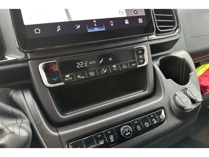 VEHICLE__CONDITION_SERVICE Peugeot Boxer 335 2.2 BlueHDi 140 SandS Man.6 WHITE 15