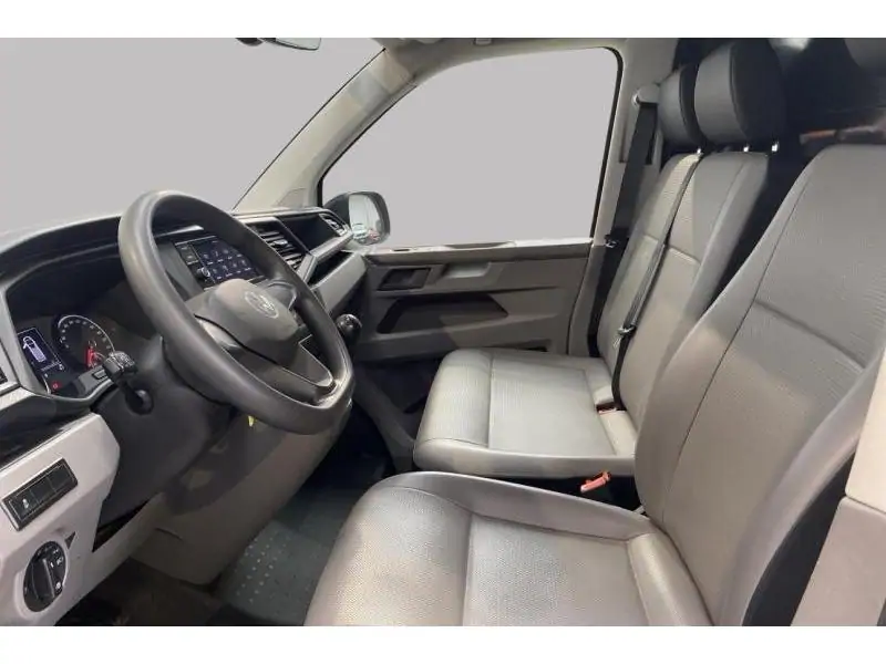 Occasion Volkswagen Transporter T6 Fourgon WHITE 10