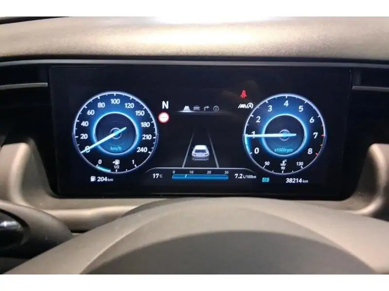 Occasion Hyundai Tucson Berline MANUAL SILVER 13