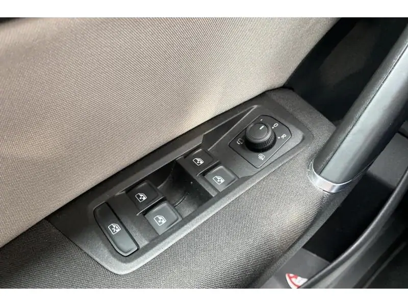 Occasion Volkswagen Touran Comfortline 7 PLACES 1.5 TSI D BLACK 17