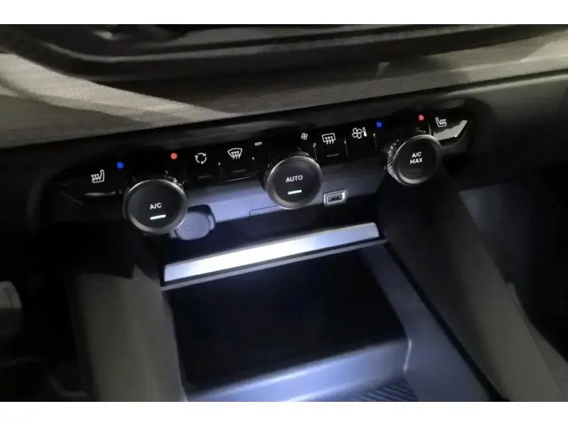 VEHICLE__CONDITION_SERVICE Citroen C5 X EAT8 PLUS BLACK 15