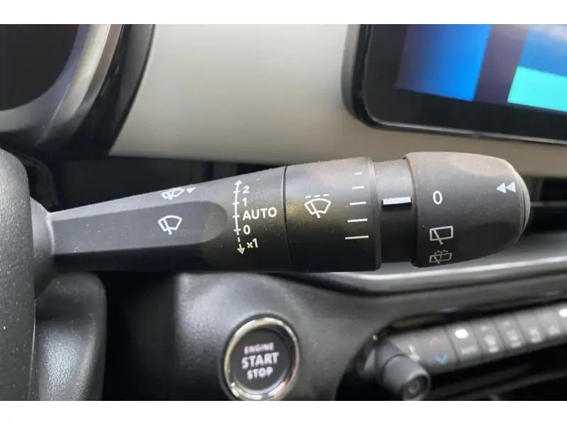 Occasion Fiat 600 LA PRIMA WHITE 29