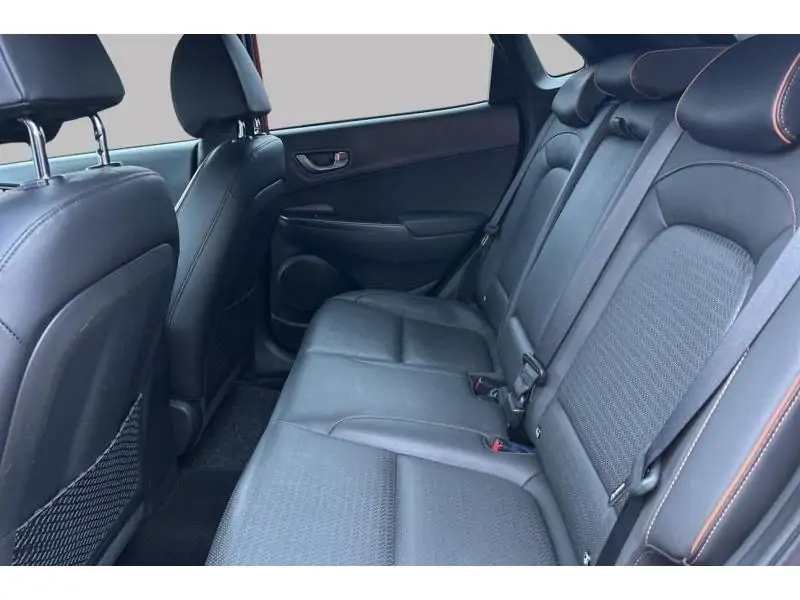 Occasion Hyundai Kona SUV MANUAL ORANGE 18