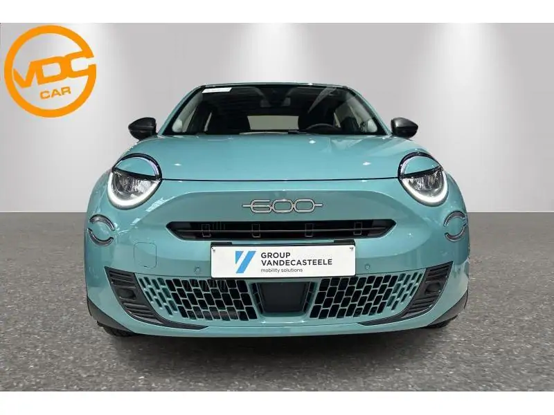 Occasion Fiat 600 Hybrid BLUE 5