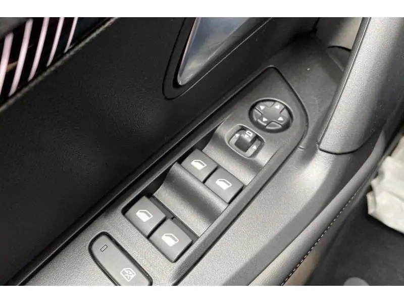 Occasion Peugeot 2008 ALLURE BLUE 17