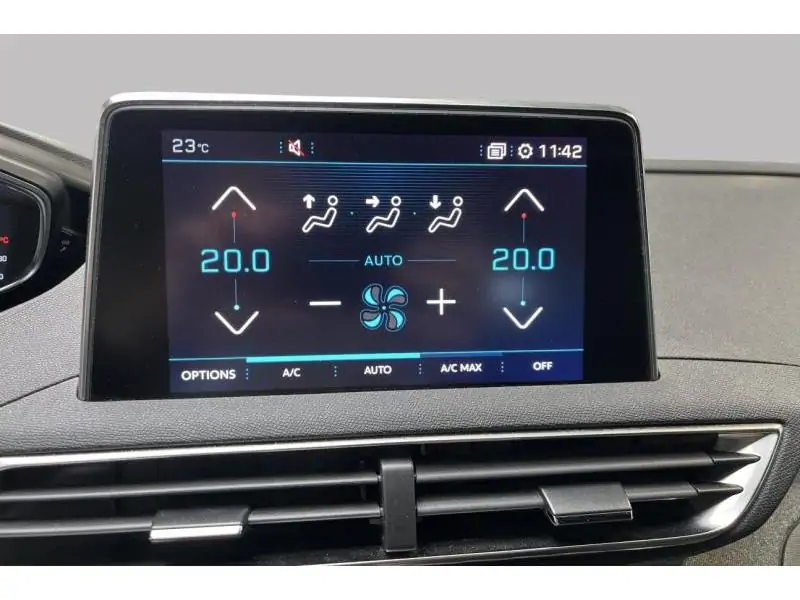 Occasion Peugeot 3008 gt line WHITE 15
