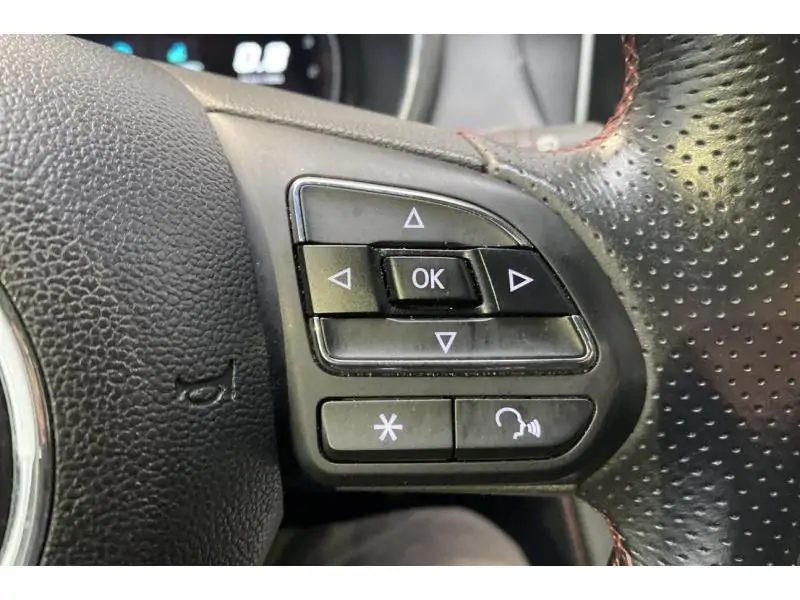 Occasion MG HS LUXURY 1.5 T-GDI DCT BLACK 25