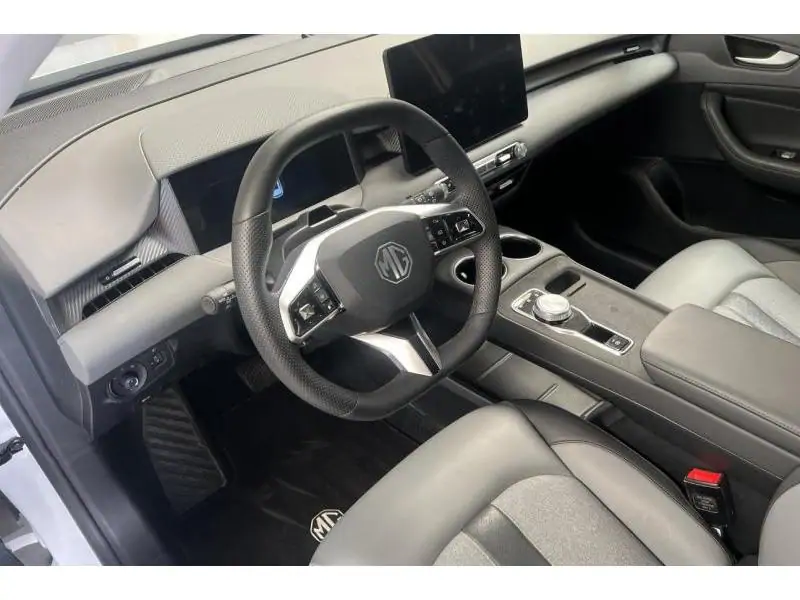 Demo MG S5 LUXURY LONG RANGE WHITE 9