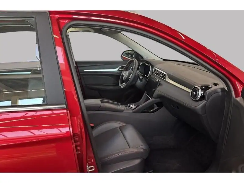 Démo MG ZS LUXURY RED 8