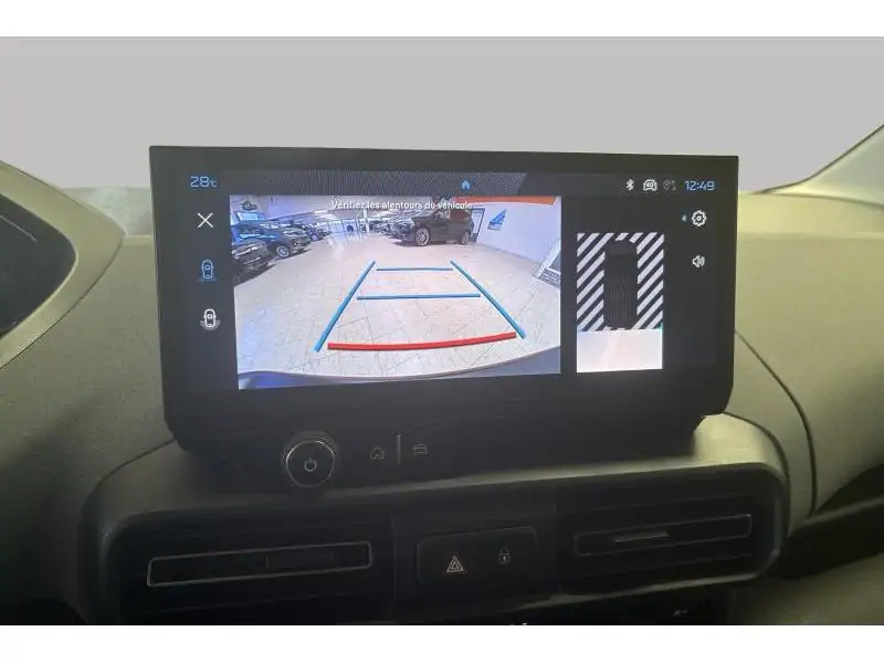VEHICLE__CONDITION_SERVICE Peugeot Rifter STANDARD ALLURE GREEN 14