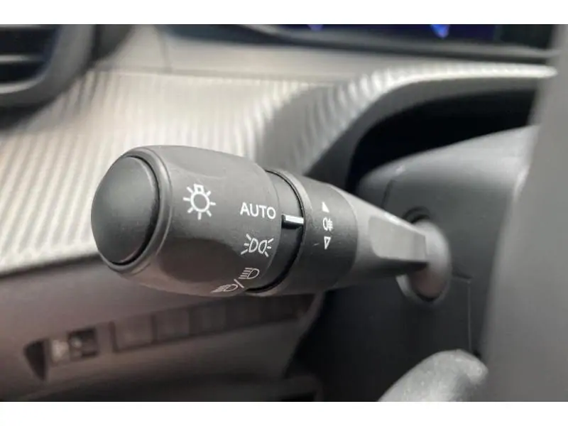 Occasion Peugeot 2008 Allure BLUE 23