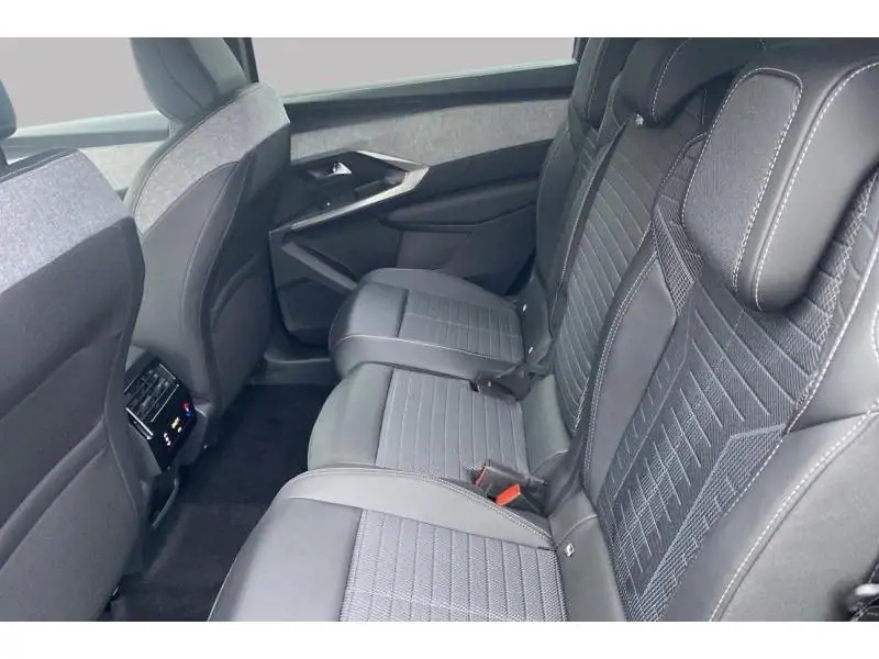 Occasie Peugeot 5008 ALLURE 7pl + trekhaak GREY 16
