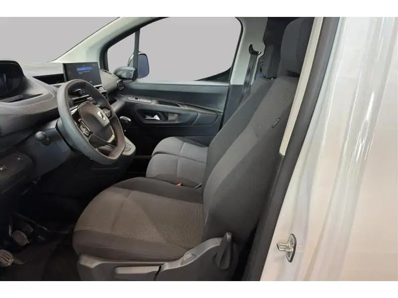 VEHICLE__CONDITION_SERVICE Peugeot Partner STANDARD LIGHT WHITE 10