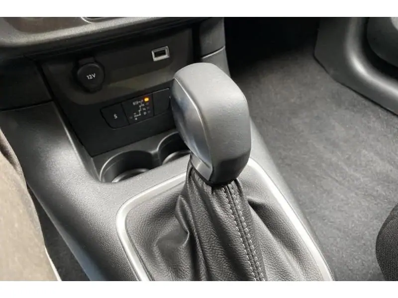 Occasion Citroen C3 Max 1.2 110 EAT6 GREY 16