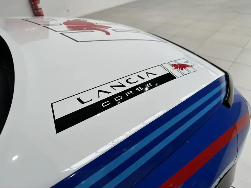 VEHICLE__CONDITION_SERVICE Lancia Ypsilon LX HYBRID Martini Racing Strip WHITE 28