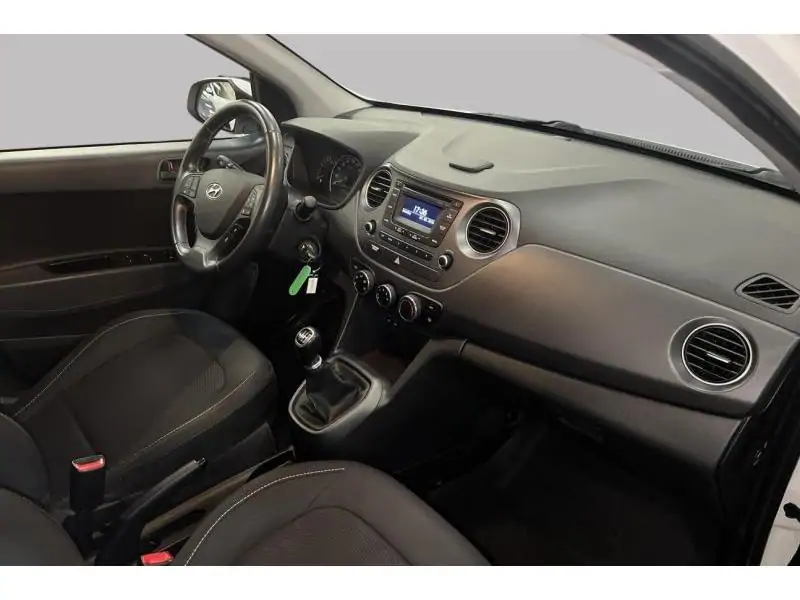 Occasion Hyundai i10 Go! WHITE 2