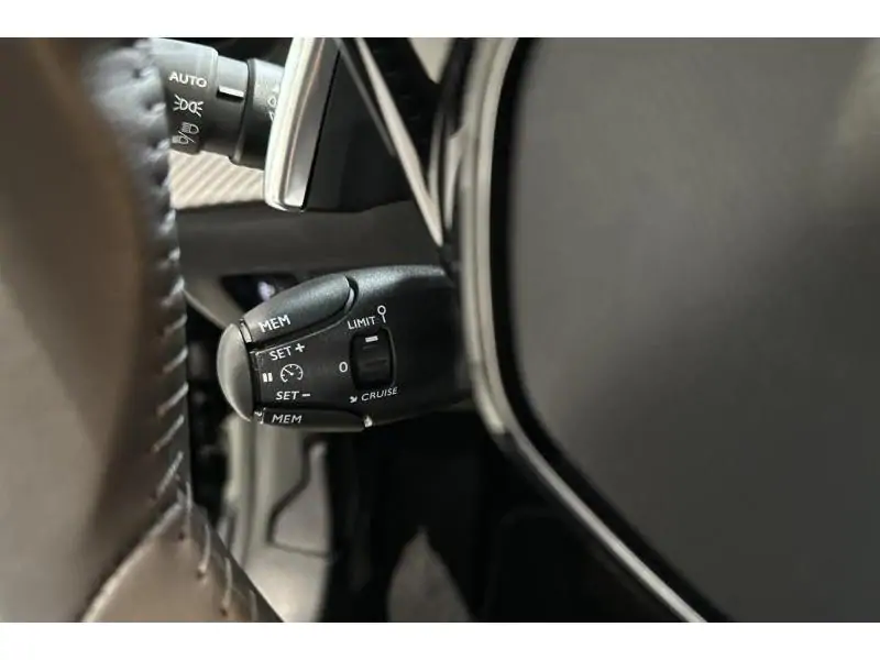 VEHICLE__CONDITION_SERVICE Peugeot 208 ACTIVE GPS BLACK 21