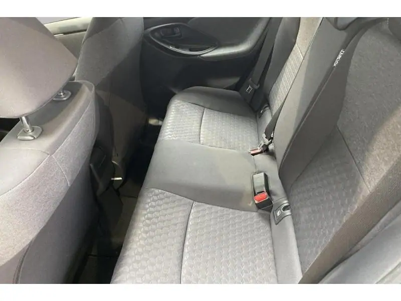 Occasion Toyota Yaris IV GREY 18