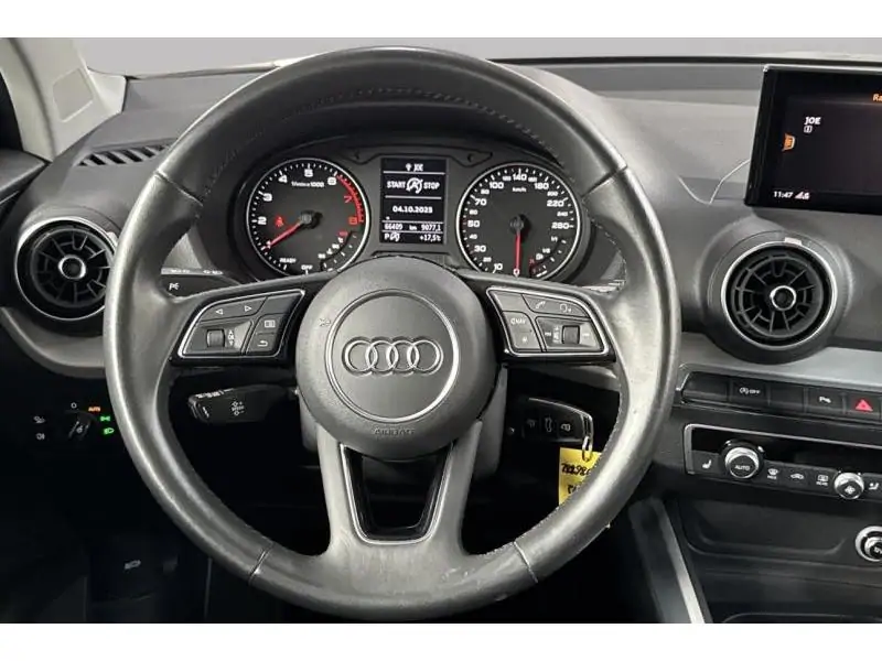Occasion Audi Q2 SPORT 30 TFSI S-TRONIC GREY 12