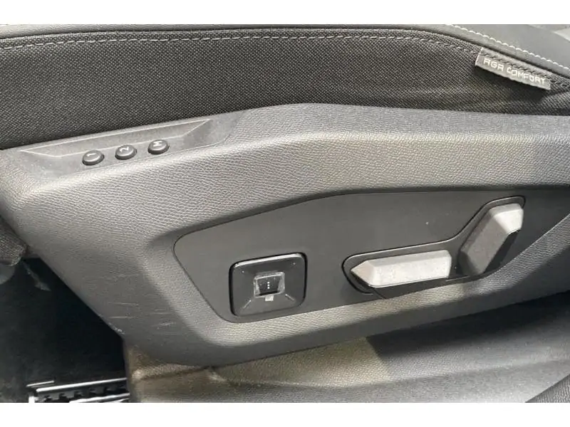 VEHICLE__CONDITION_SERVICE Peugeot 5008 FIRST EDITION BLUE 23