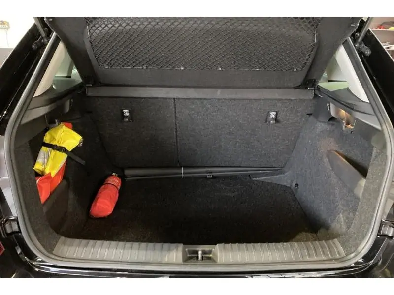 Occasie Skoda Kamiq Ambition 1.0 95 PK BLACK 19