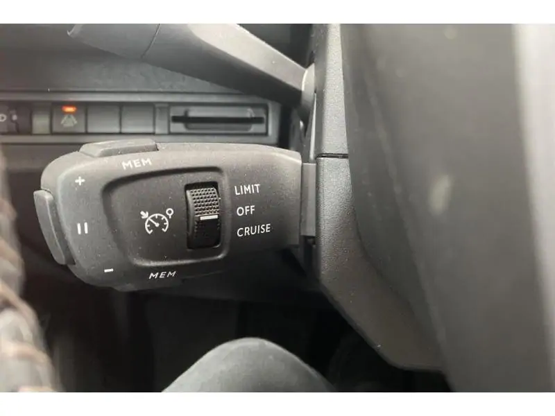 Occasion Peugeot 3008 Allure GREY 24
