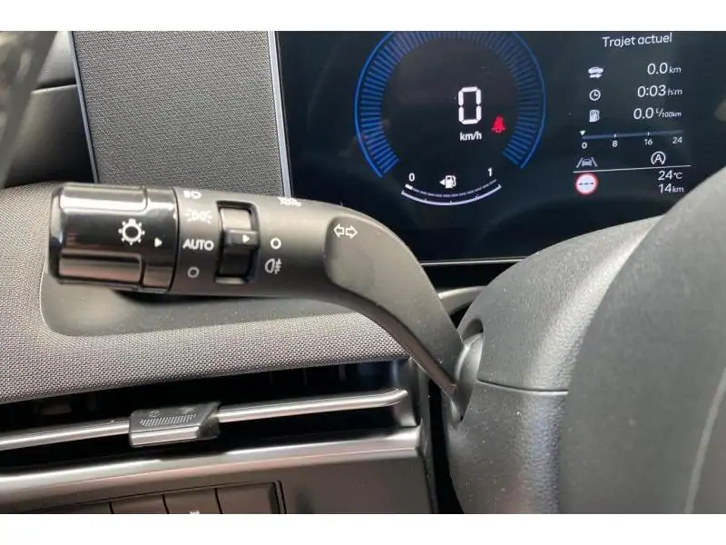 Occasion Hyundai Tucson FAMILY DCT 4X2 Caméra de recul & GPS BLACK 26