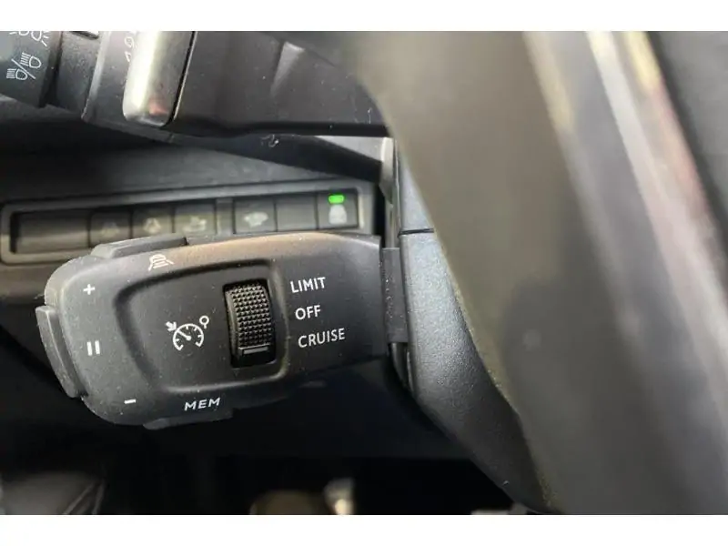 Occasion Peugeot 5008 GT 2.0 BlueHDI EAT8 180 PK GREY 26