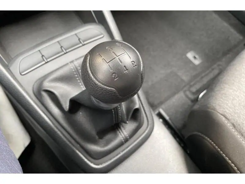 Occasion Kia Stonic Berline MANUAL GREY 16