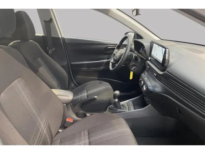 Occasion Hyundai i20 Berline MANUAL WHITE 8