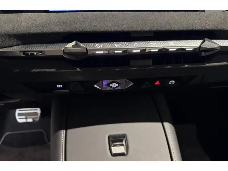 Occasion DS Automobiles DS 4 Etoile WHITE 16