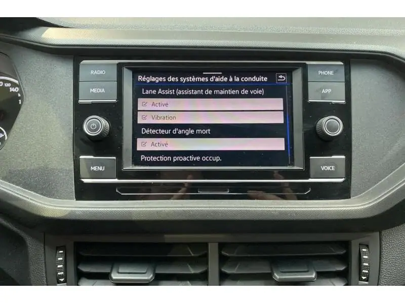 Occasion Volkswagen T-Cross SUV 1.0 TSI MANUAL GREY 34