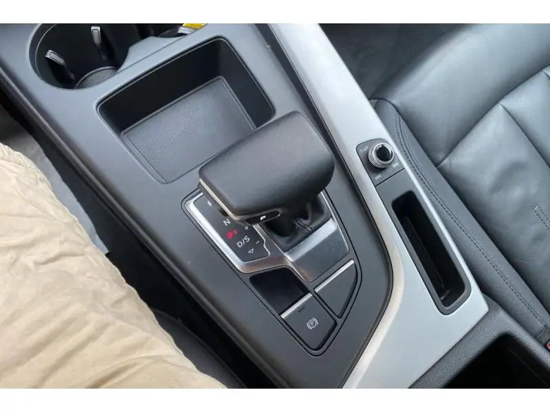 Occasion Audi A4 Avant 35 TFSI Hybrid GREY 16