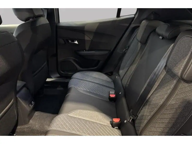 VEHICLE__CONDITION_SERVICE Peugeot 2008 ALLURE GREY 18