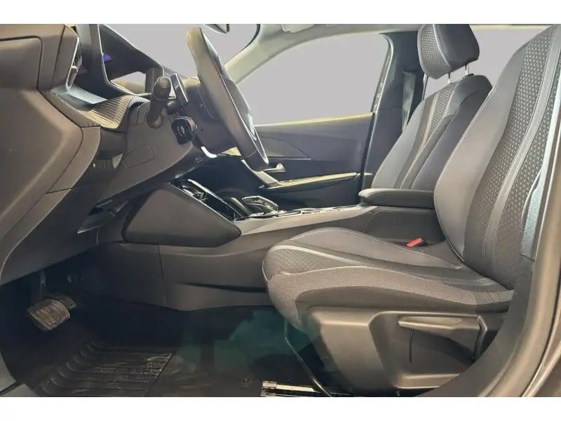 Occasion Peugeot 2008 Allure 1.2 benz 130 GREY 10