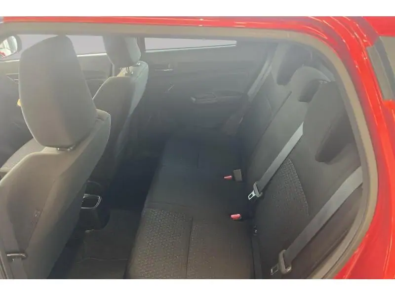 Occasie Suzuki Swift Berline MANUAL RED 18